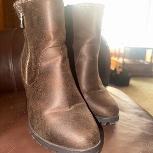 JustFab Brown Faux-Leather Heeled Ankle Boots with Side Zip